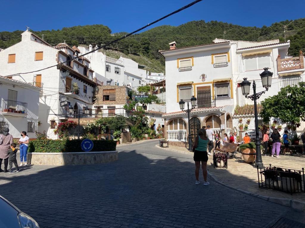 Apartamento La Fuente Alcaucín Eksteriør bilde